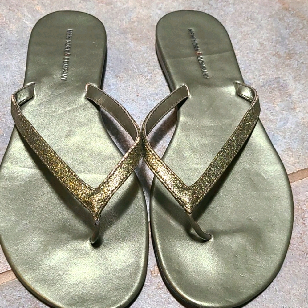 New York & company green glittery flip floos